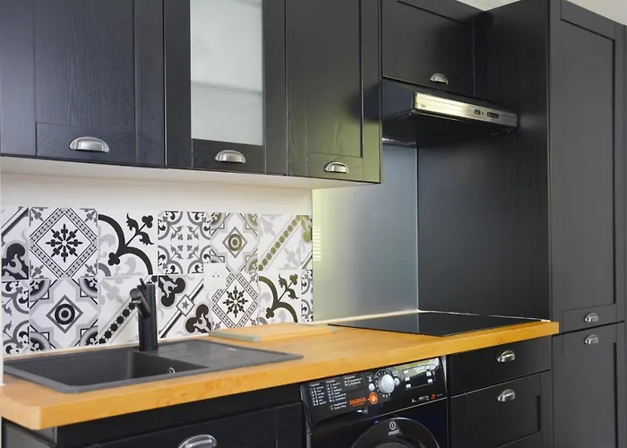 Ferienhaus With Large Garden 15 Minutes Walk From The Villers-sur-Mer