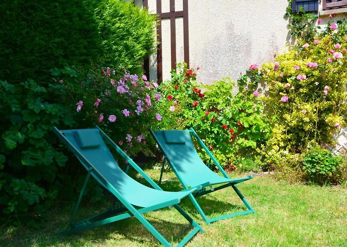 With Large Garden 15 Minutes Walk From The Ferienhaus Villers-sur-Mer